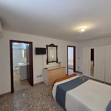 Orchidea Pt Silvi Apartment *